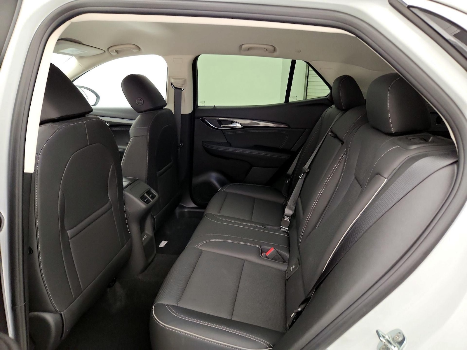 2023 Buick Envision Essence - Photo 20