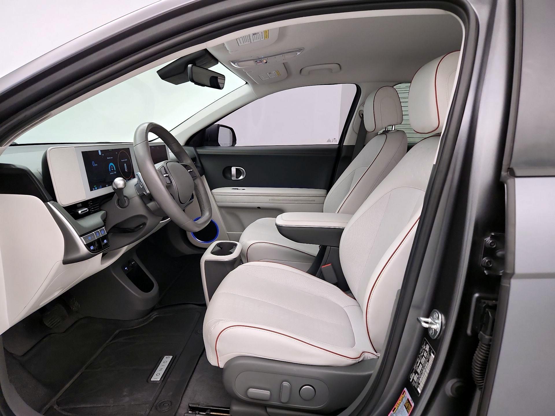 Thumbnail: 2023 Hyundai Ioniq 5 - 11