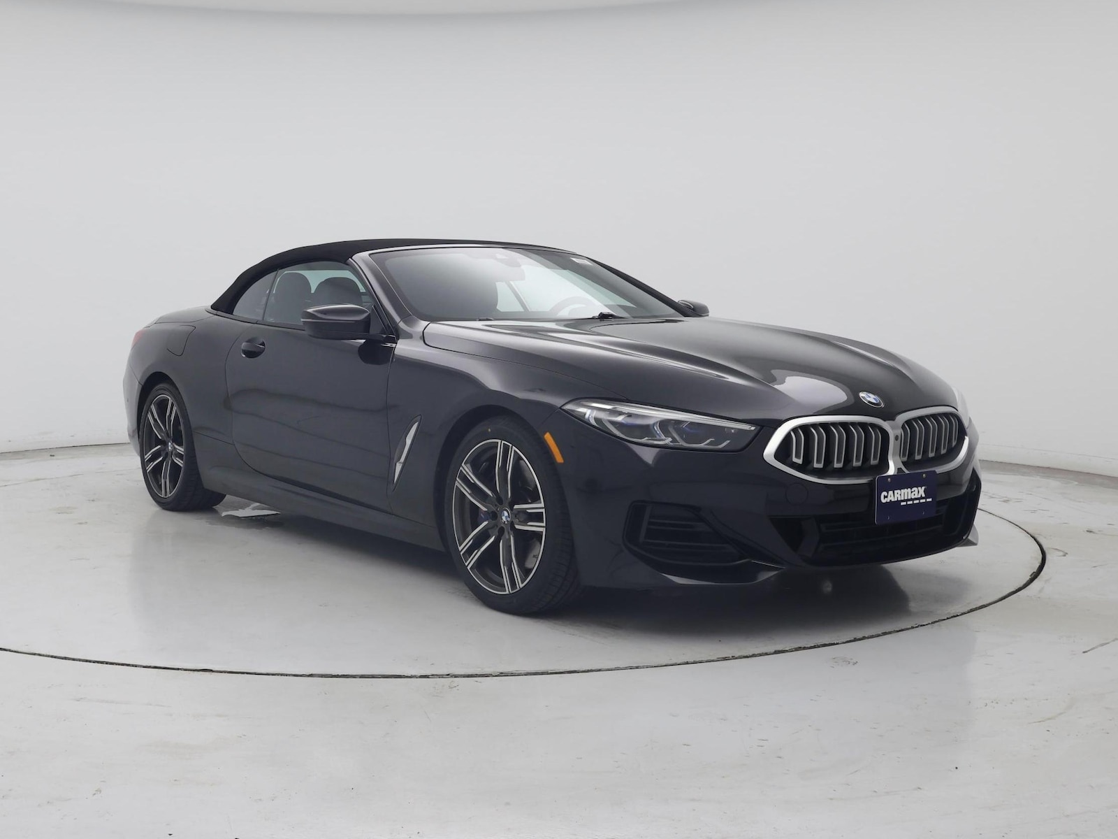 2025 BMW 8 Series 840i - Photo 2