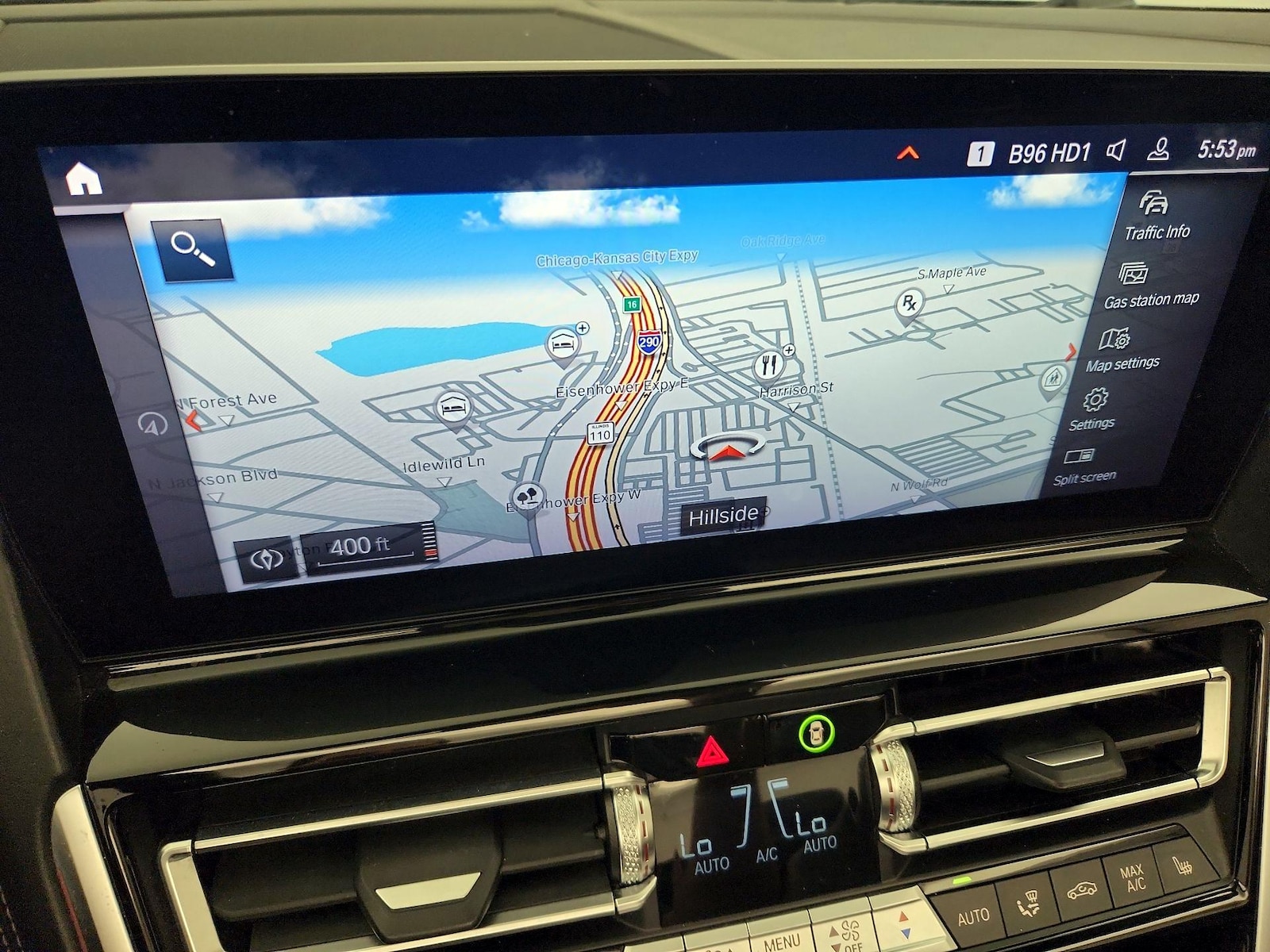 2025 BMW 8 Series 840i - Photo 15