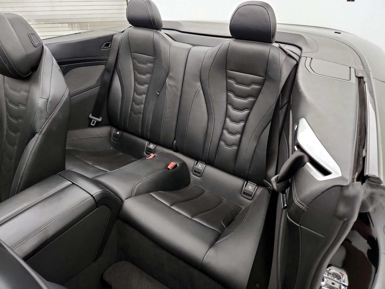 2025 BMW 8 Series 840i - Photo 22