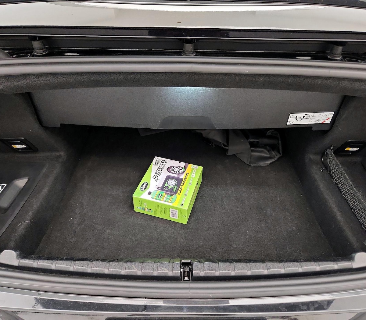 Trunk/Cargo (Seats Up)