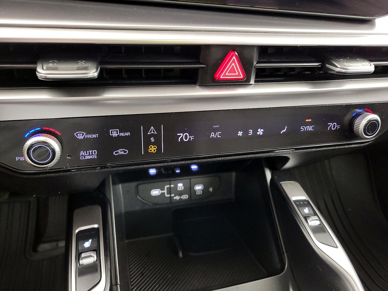 2026 Kia Sorento S - Photo 17