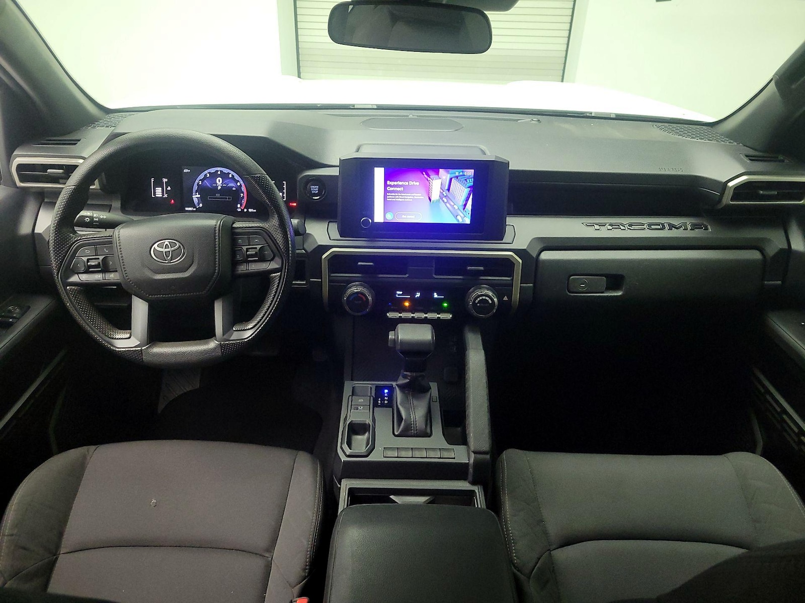 2025 Toyota Tacoma SR - Photo 10