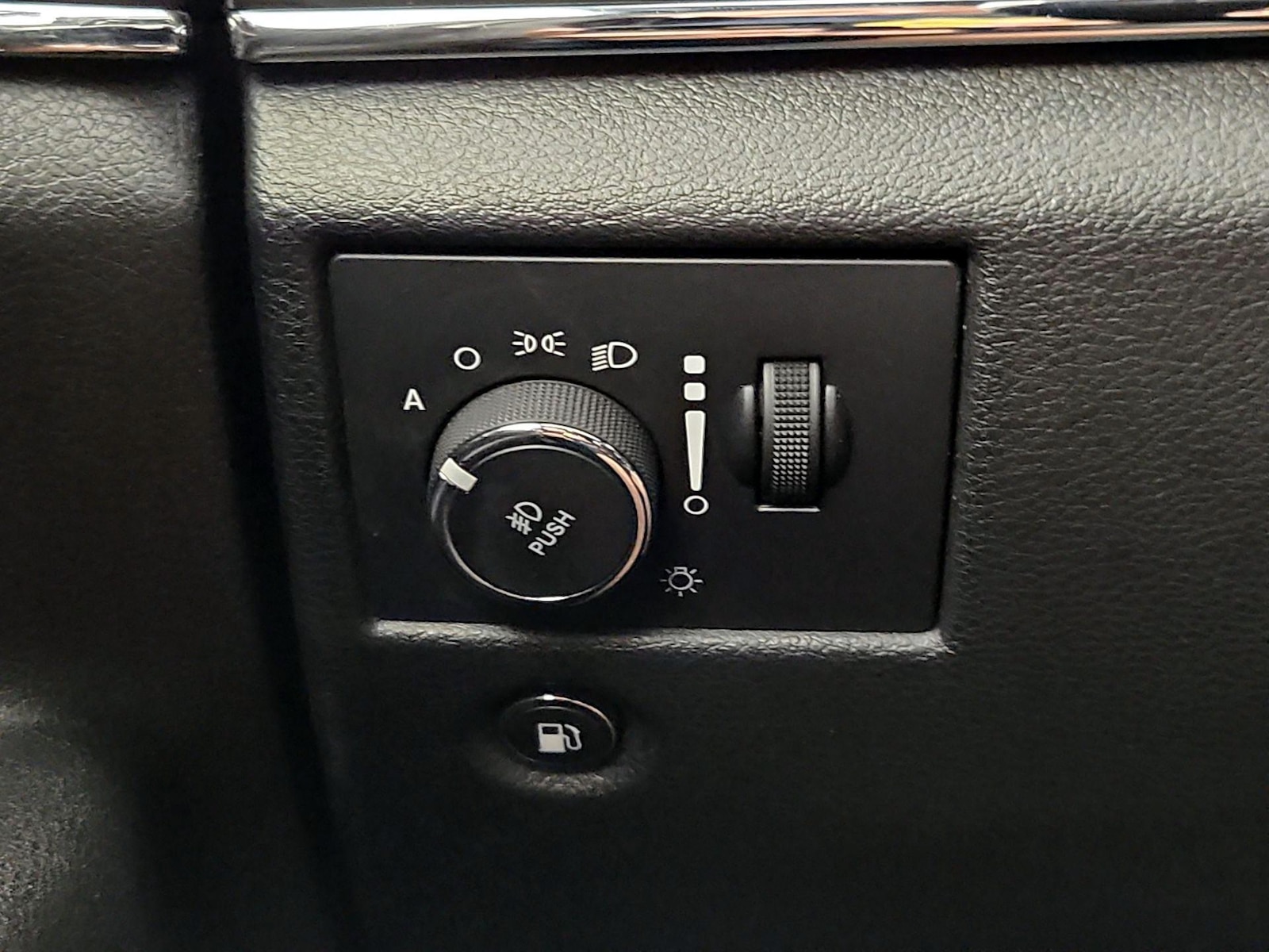 2021 Jeep Grand Cherokee 80th Edition - Photo 12