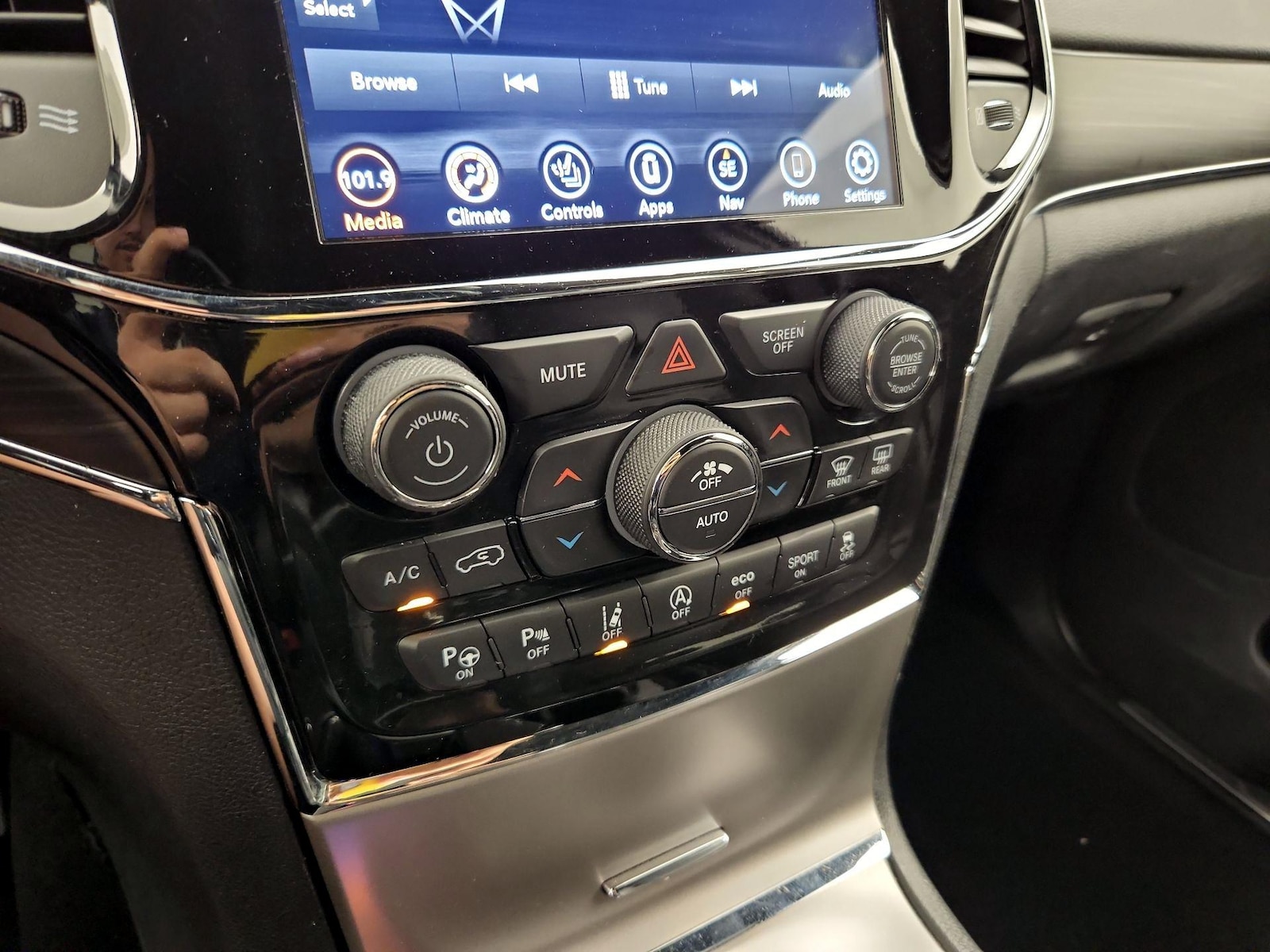 2021 Jeep Grand Cherokee 80th Edition - Photo 16