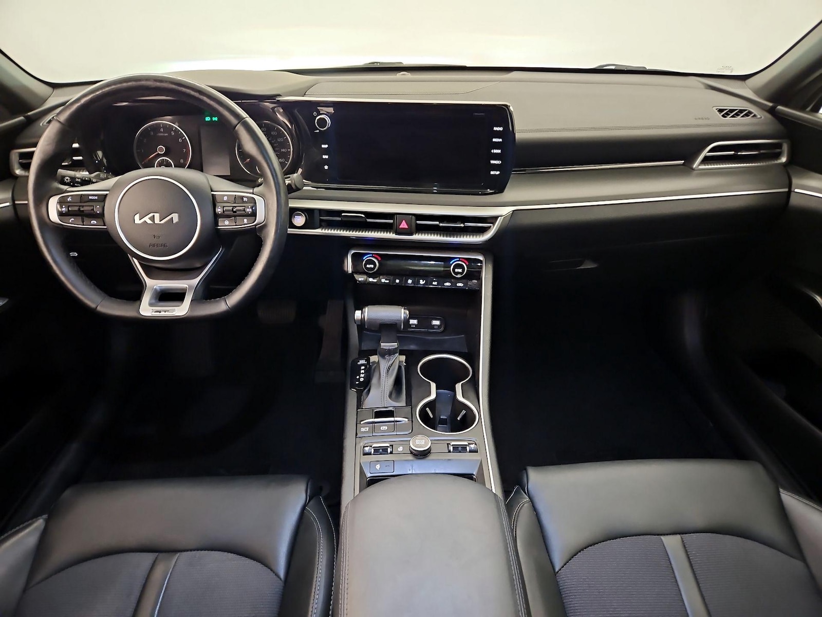 2023 Kia K5 GT-Line - Photo 10