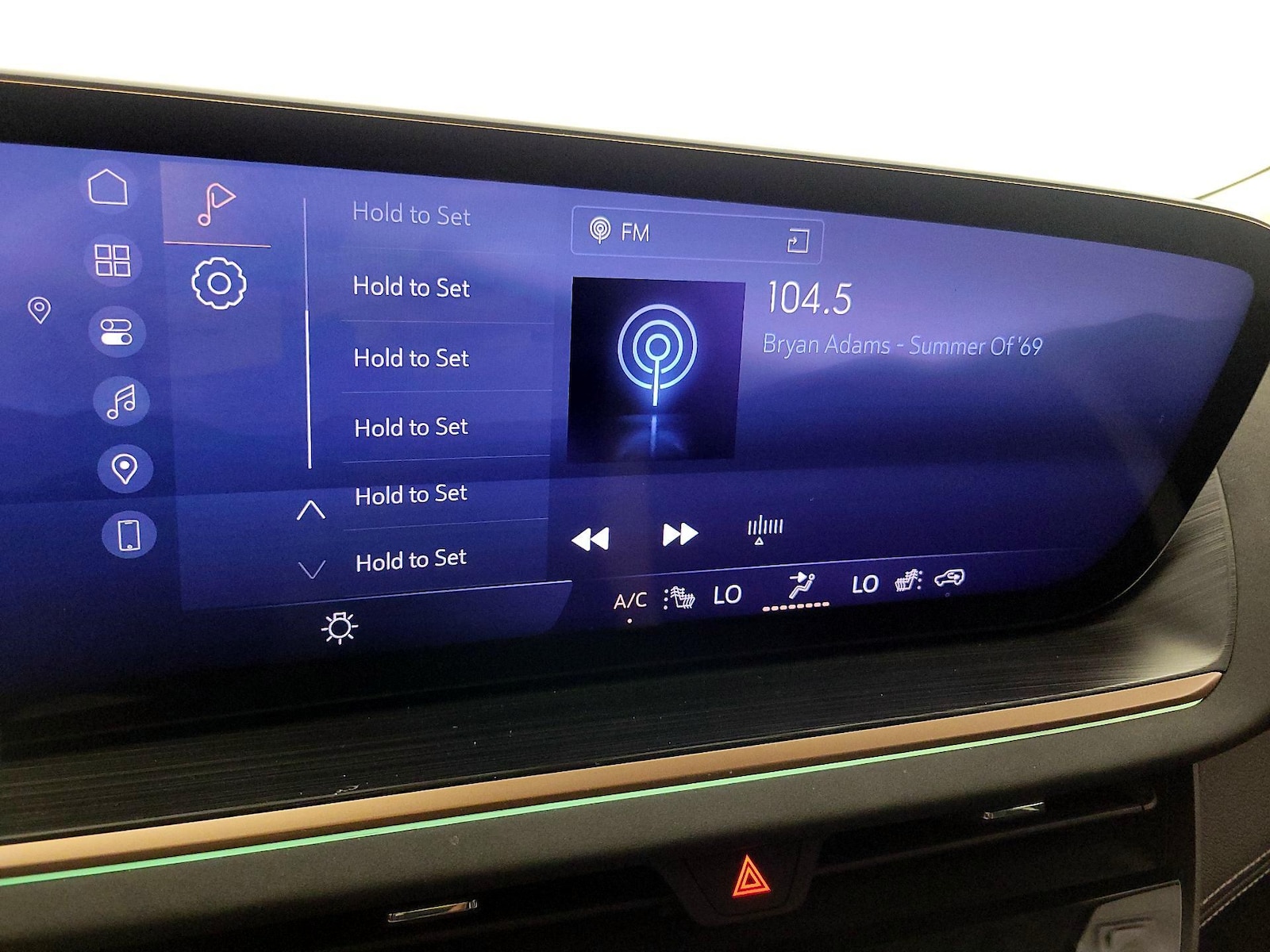 2024 Buick Envision Sport Touring - Photo 14