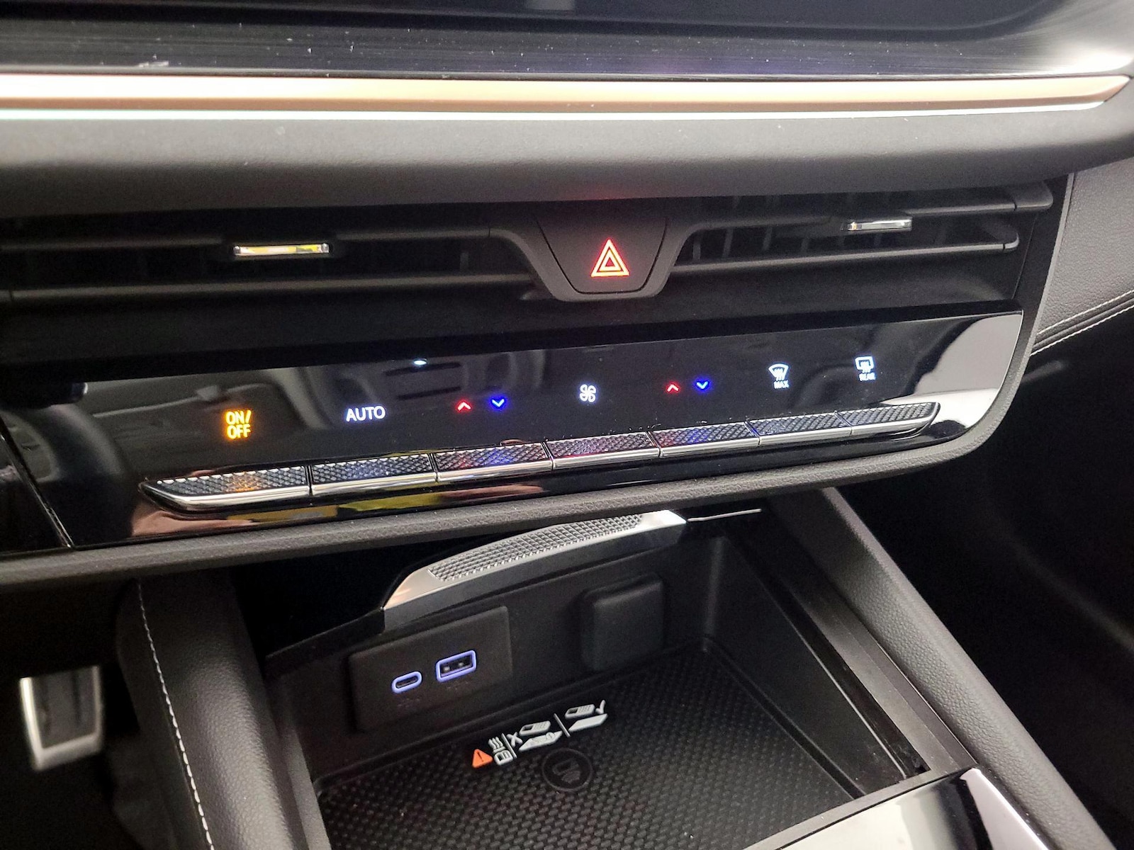2024 Buick Envision Sport Touring - Photo 15