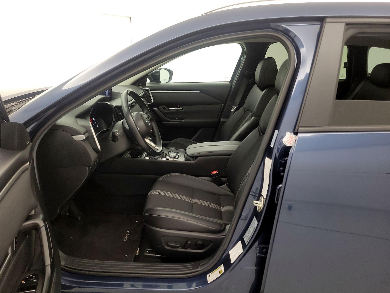 2025 Mazda CX-50 Premium - Photo 12