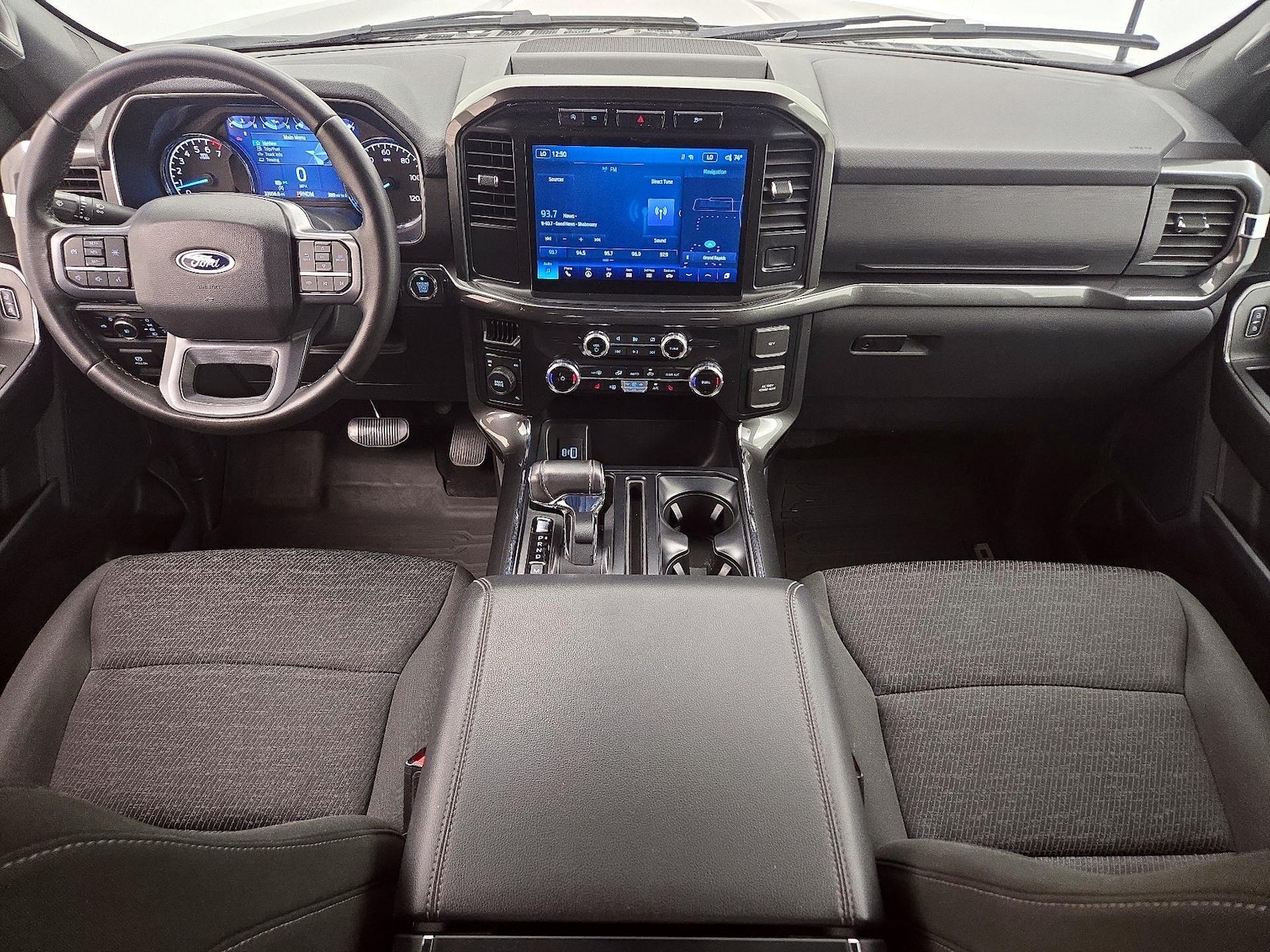 Apple CarPlay® & Android Auto™