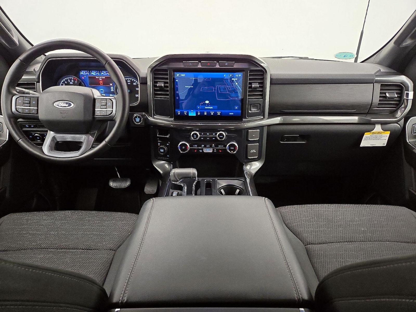 2023 Ford F-150 XLT - Photo 10