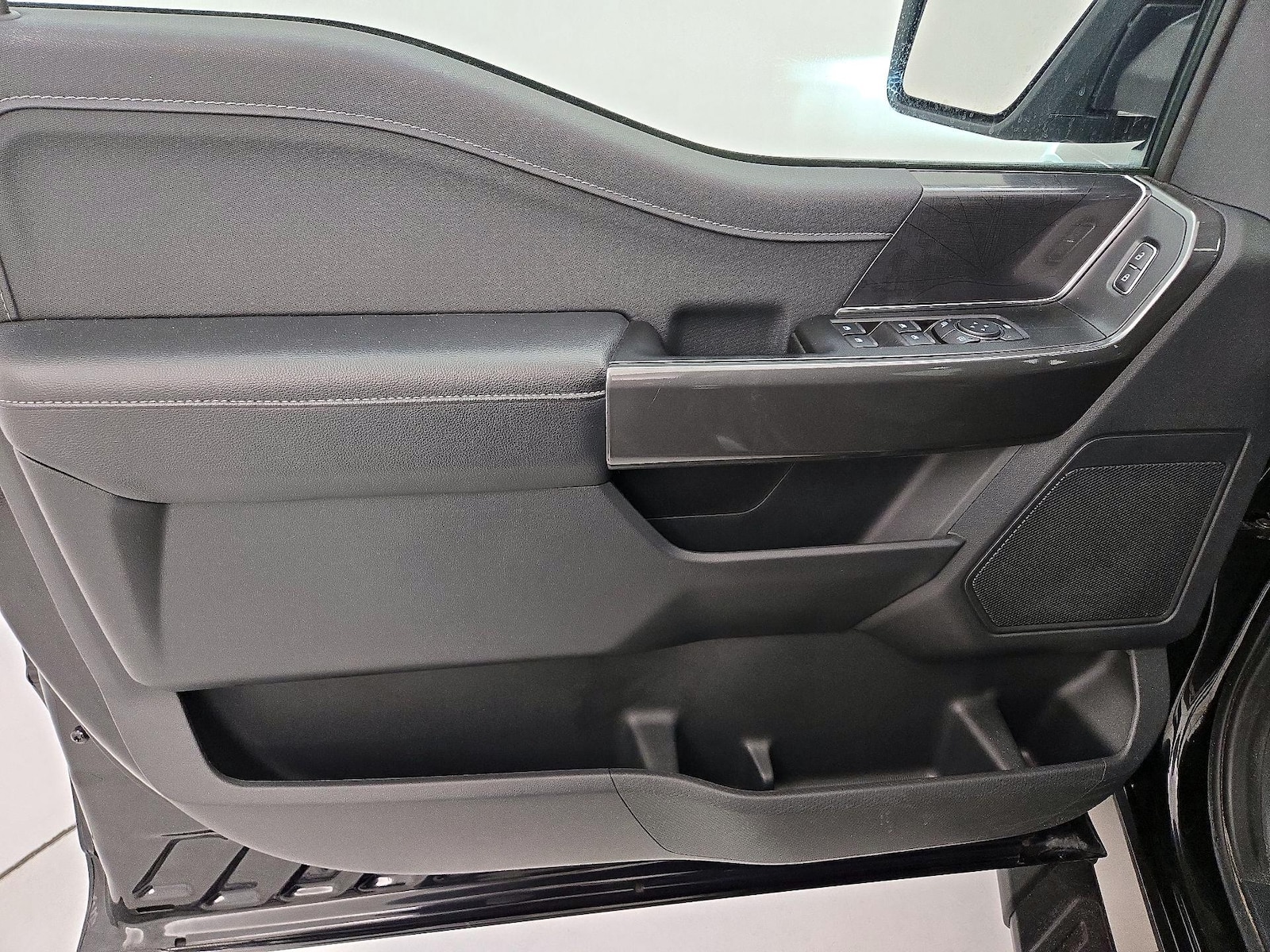 2023 Ford F-150 XLT - Photo 13
