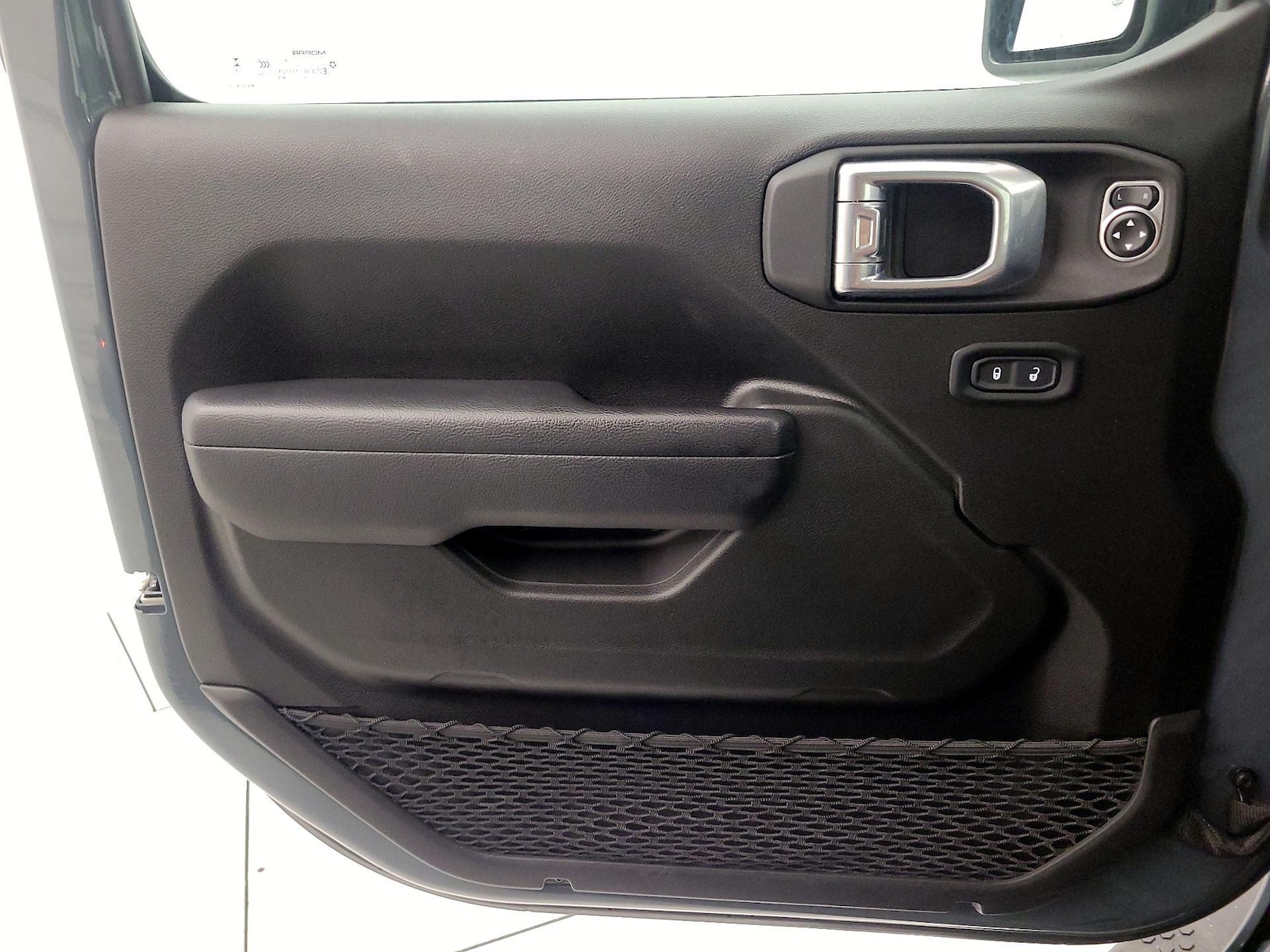 2024 Jeep Wrangler 4-Door Willys - Photo 13
