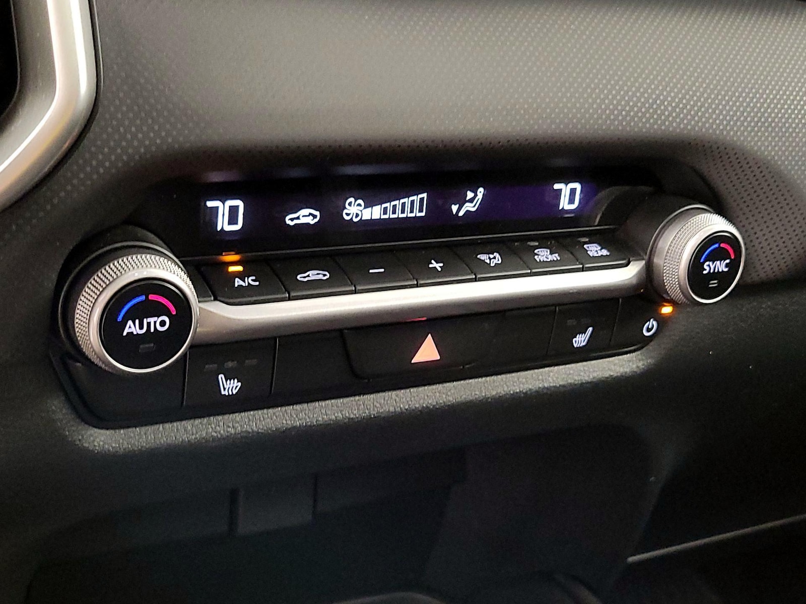 2025 Mazda CX-50 Premium - Photo 17