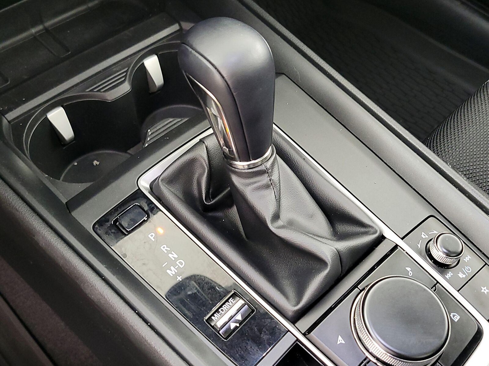 2025 Mazda CX-50 Premium - Photo 18