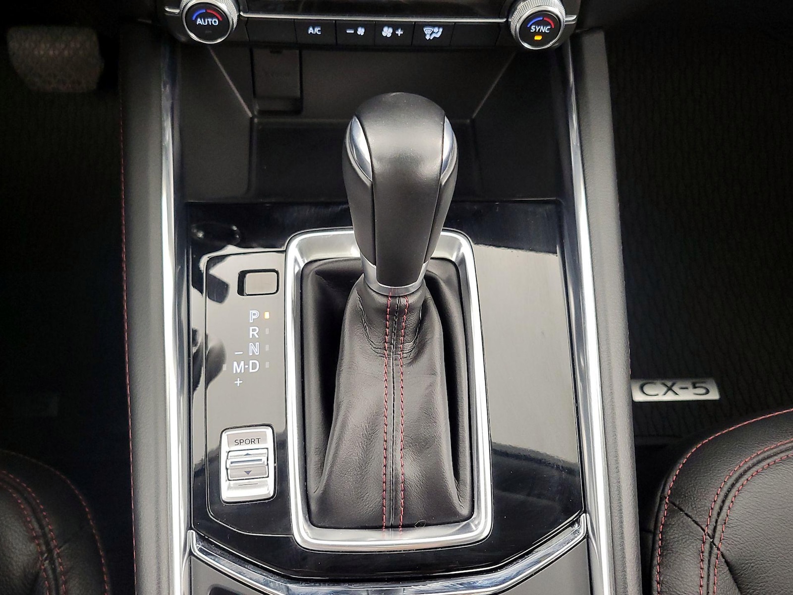 2023 Mazda CX-5 S Carbon Edition - Photo 18