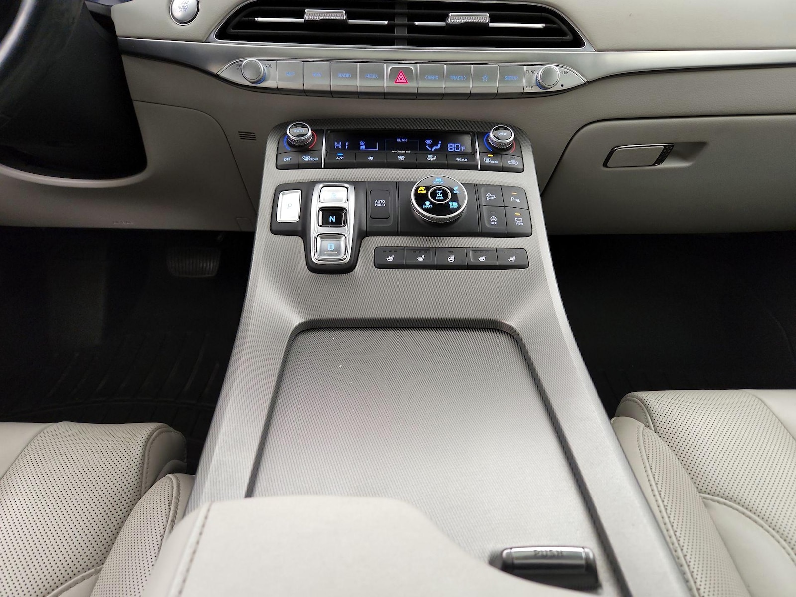 2021 Hyundai Palisade Limited - Photo 19