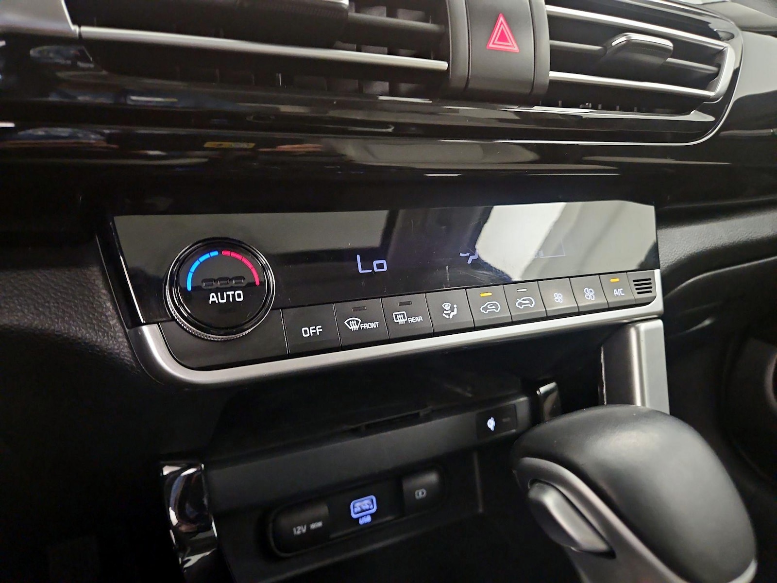 2021 Kia Seltos EX - Photo 17