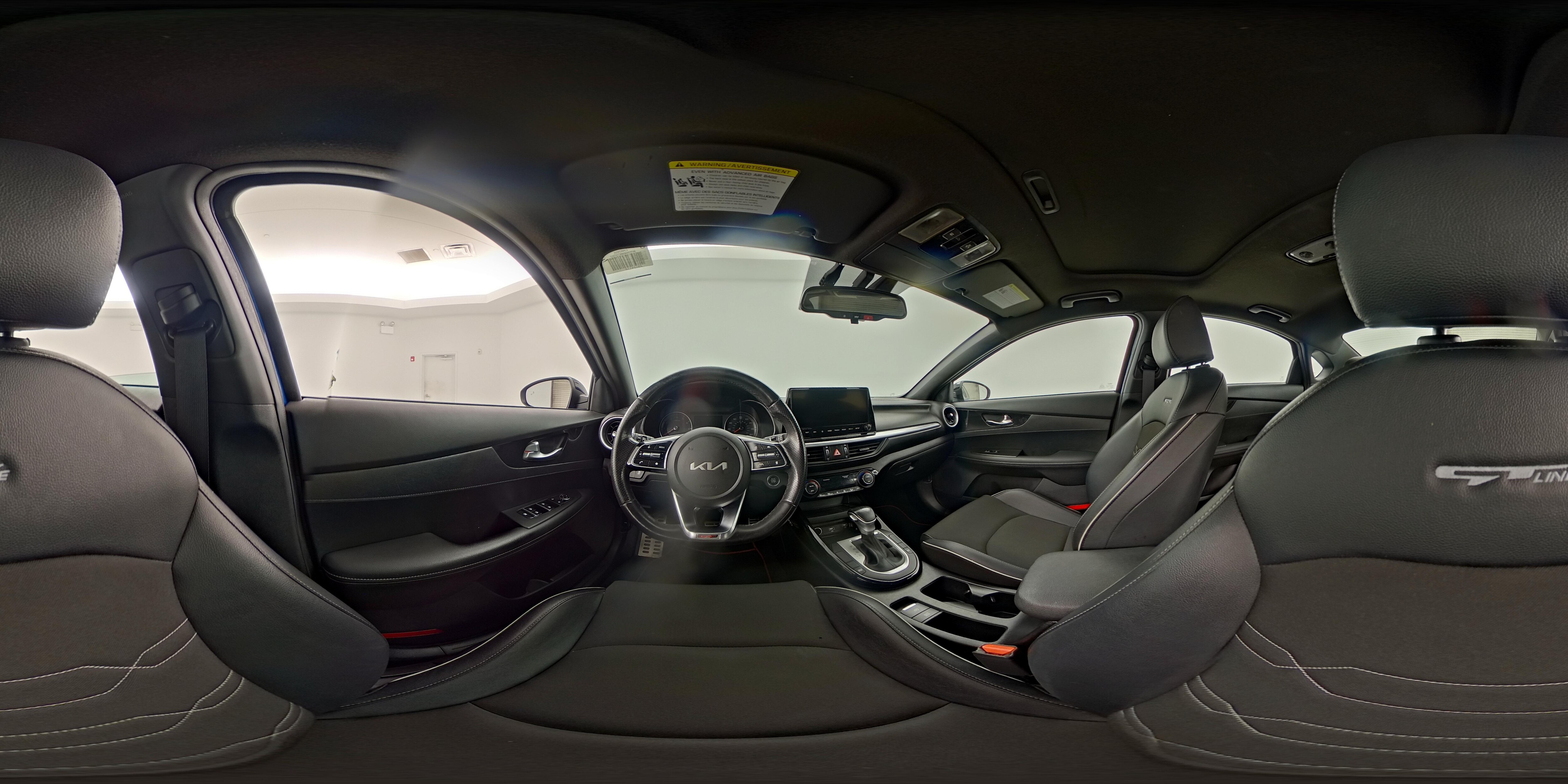 2024 Kia Forte GT-Line - Photo 29
