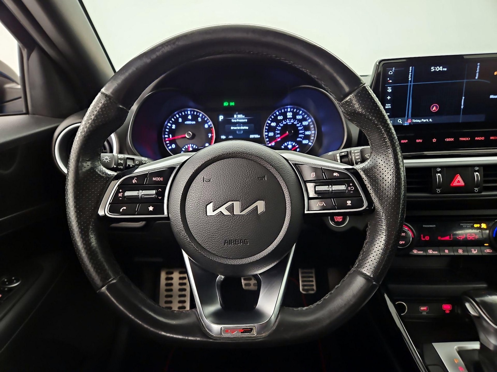 2024 Kia Forte GT-Line - Photo 11