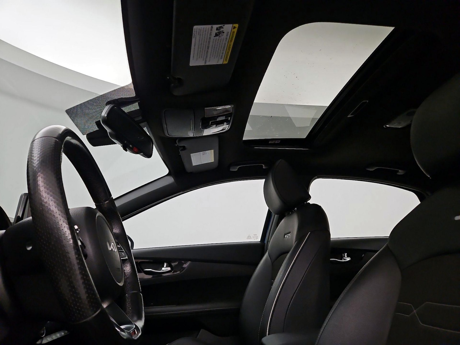 2024 Kia Forte GT-Line - Photo 21