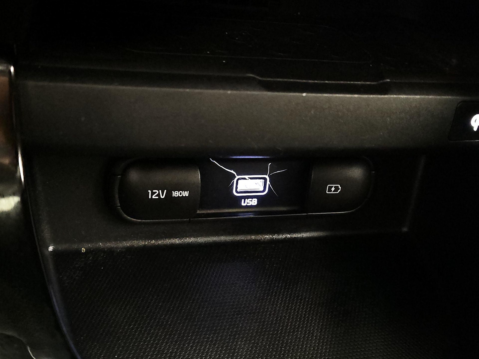 2022 Kia Seltos EX - Photo 20