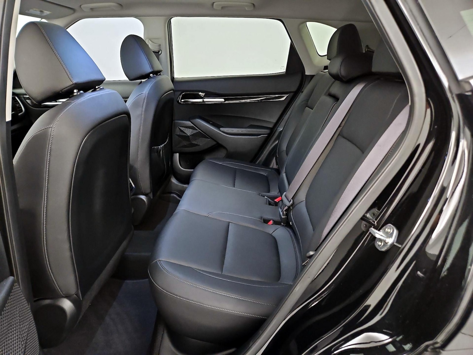 2022 Kia Seltos EX - Photo 22