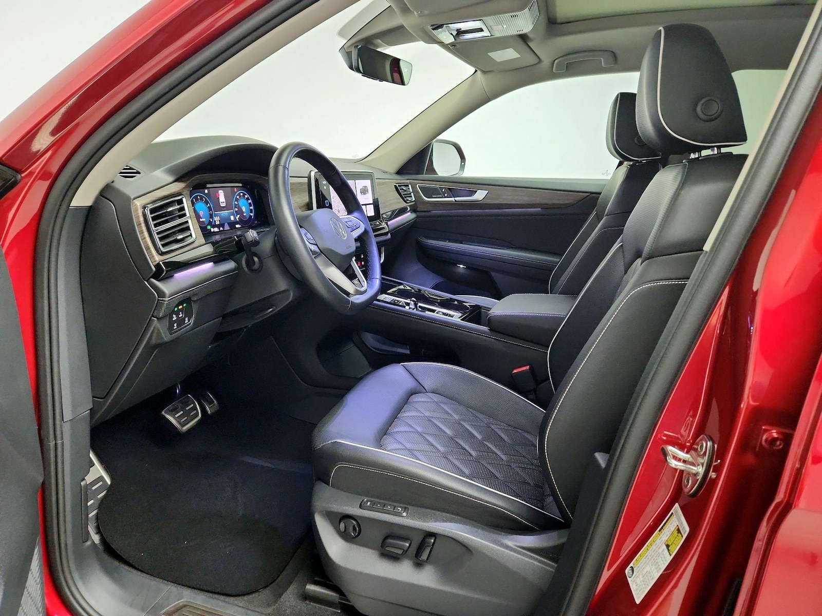 2025 Volkswagen Atlas SEL Premium R-Line - Photo 12