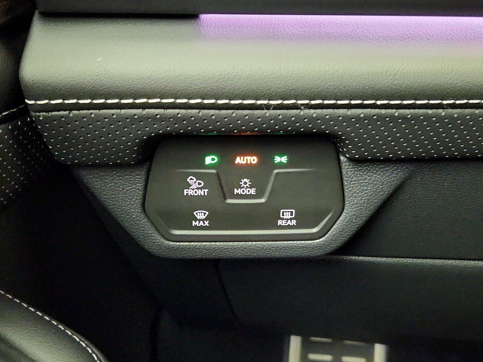 2025 Volkswagen Atlas SEL Premium R-Line - Photo 14