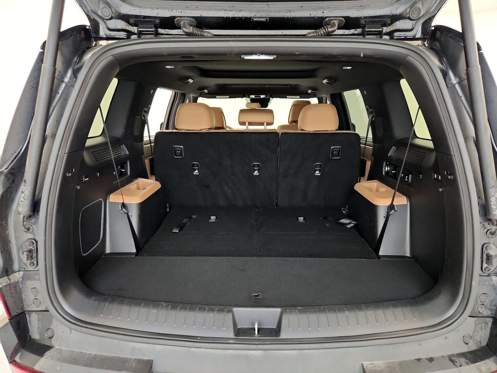 2025 Hyundai Santa Fe Limited - Photo 25