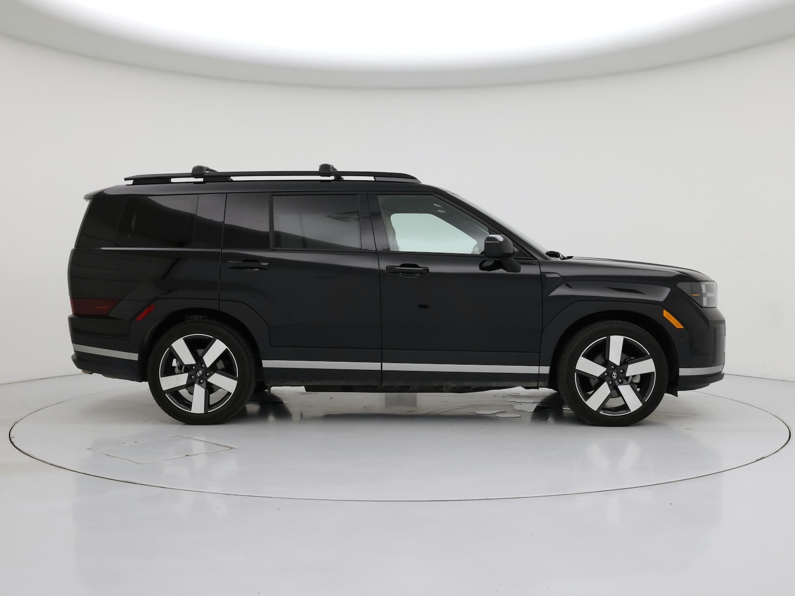2025 Hyundai Santa Fe Limited - Photo 8