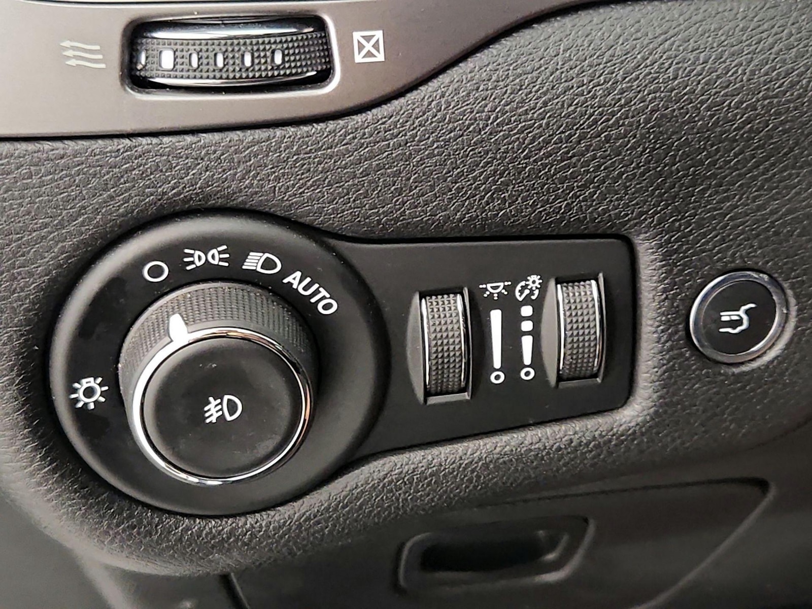 2020 Jeep Cherokee Limited - Photo 12