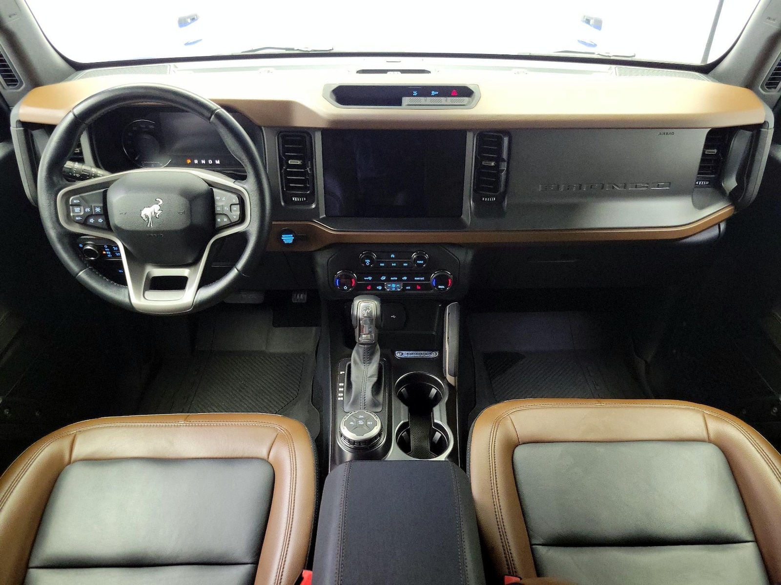 2024 Ford Bronco 4-Door Outer Banks - Photo 10