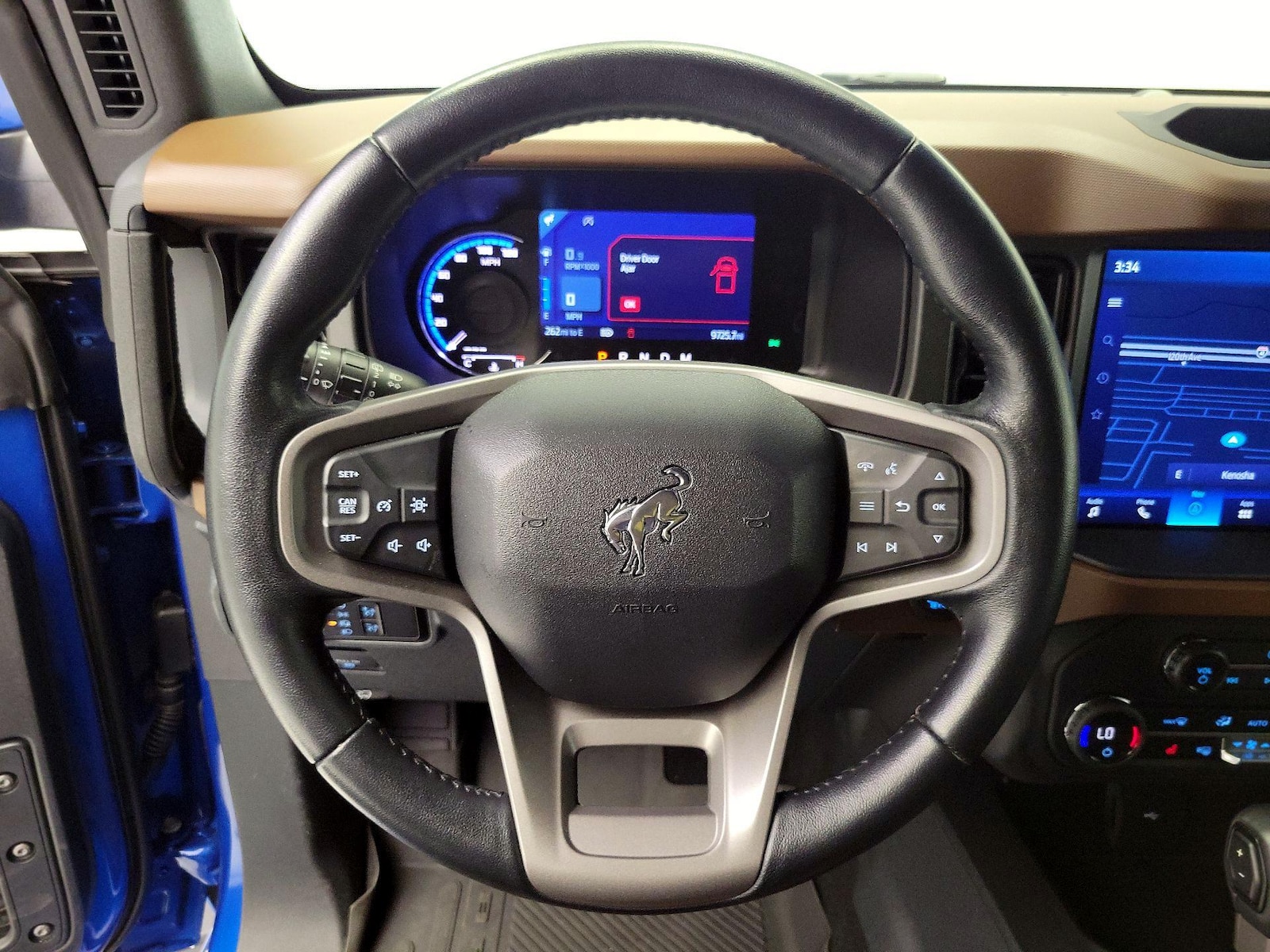 2024 Ford Bronco 4-Door Outer Banks - Photo 11