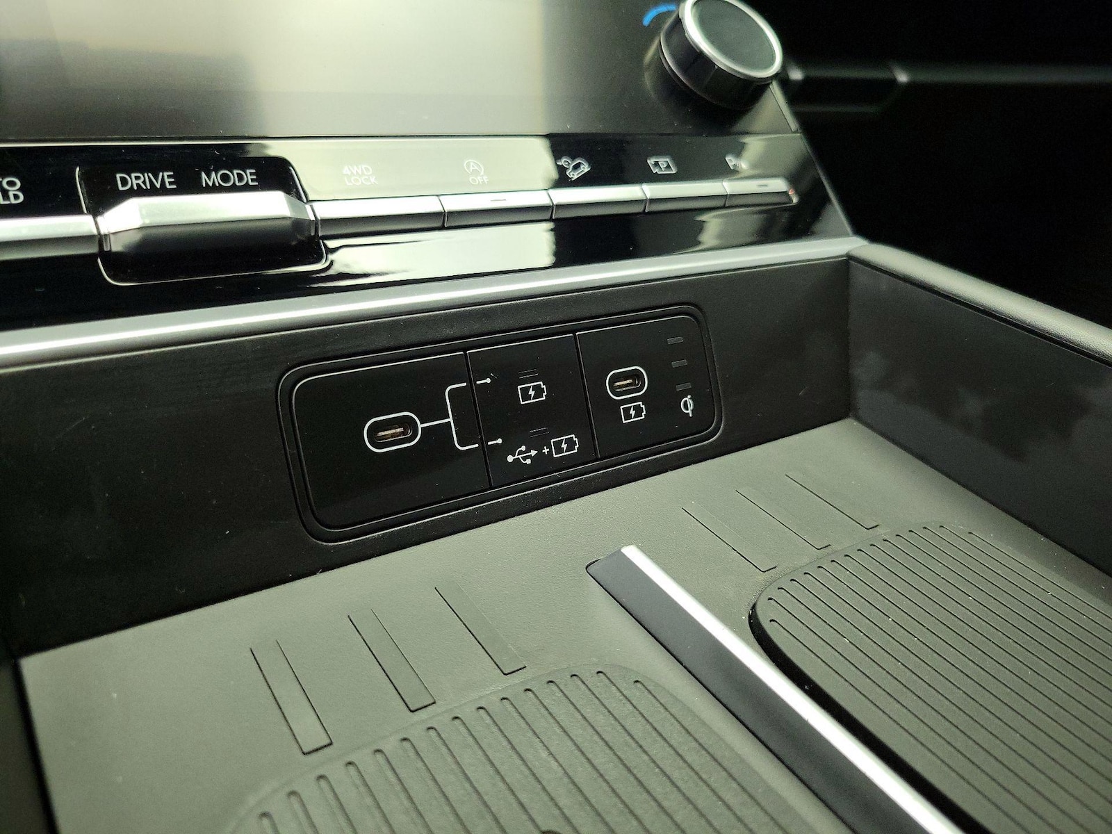 2025 Hyundai Santa Fe SEL - Photo 19