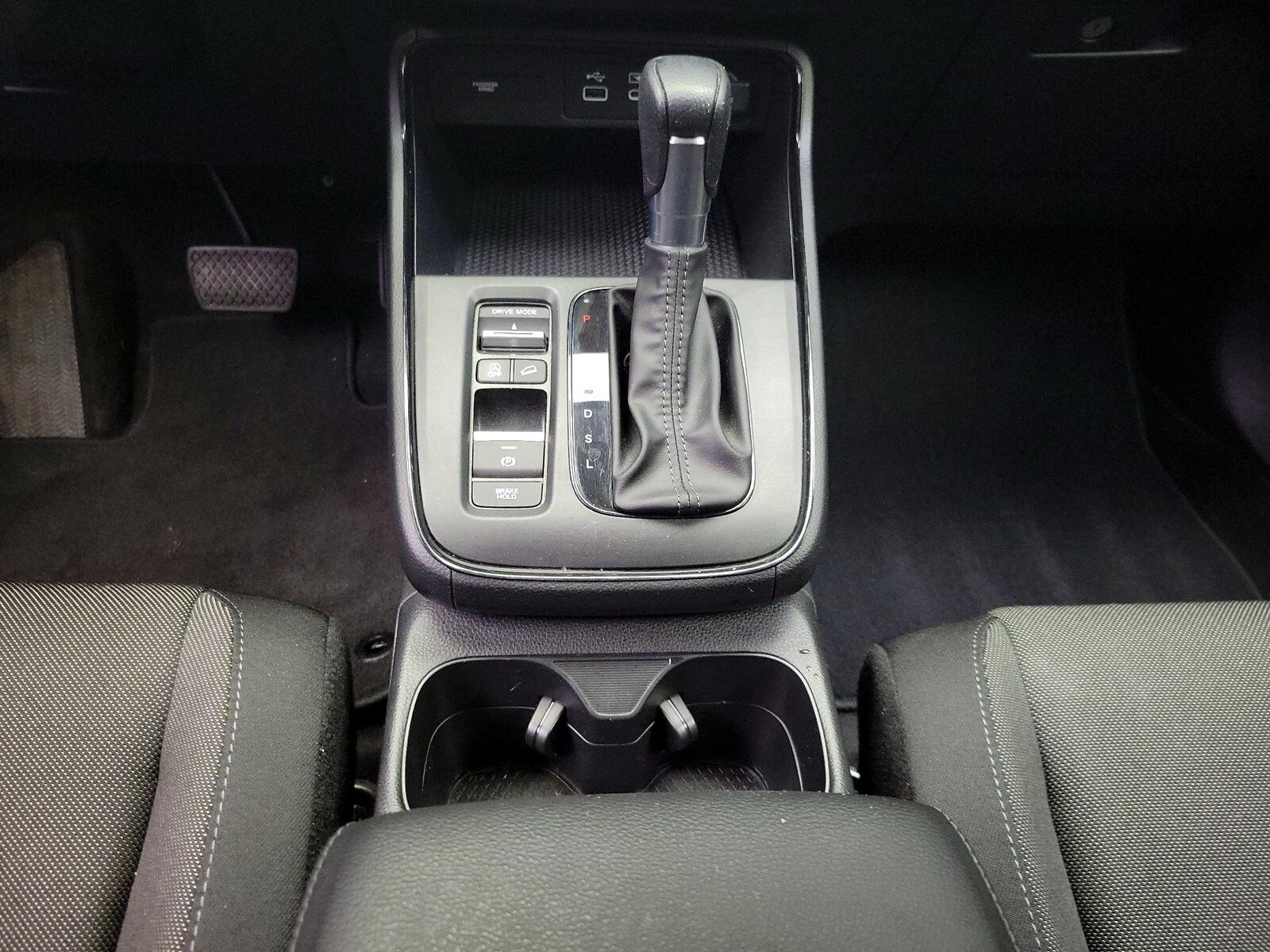 2025 Honda CR-V EX - Photo 18