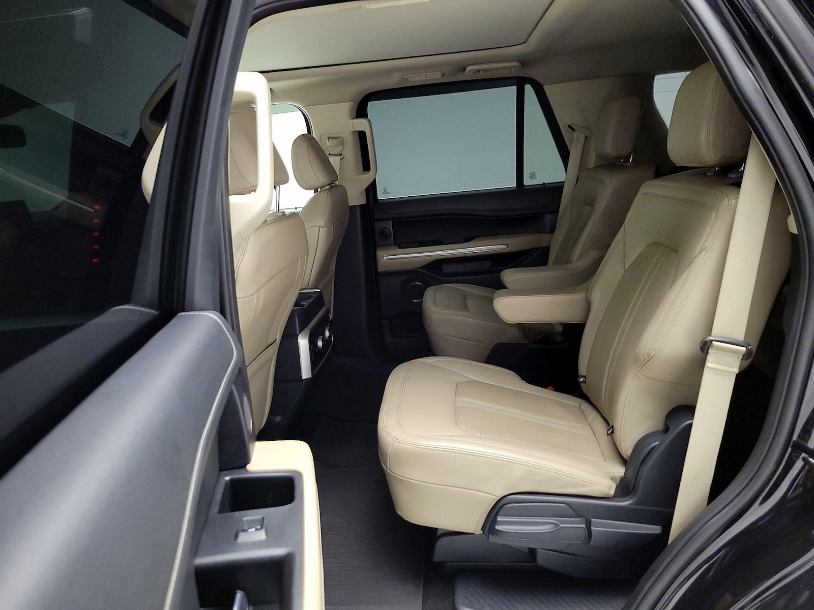 Rear Air Conditioning