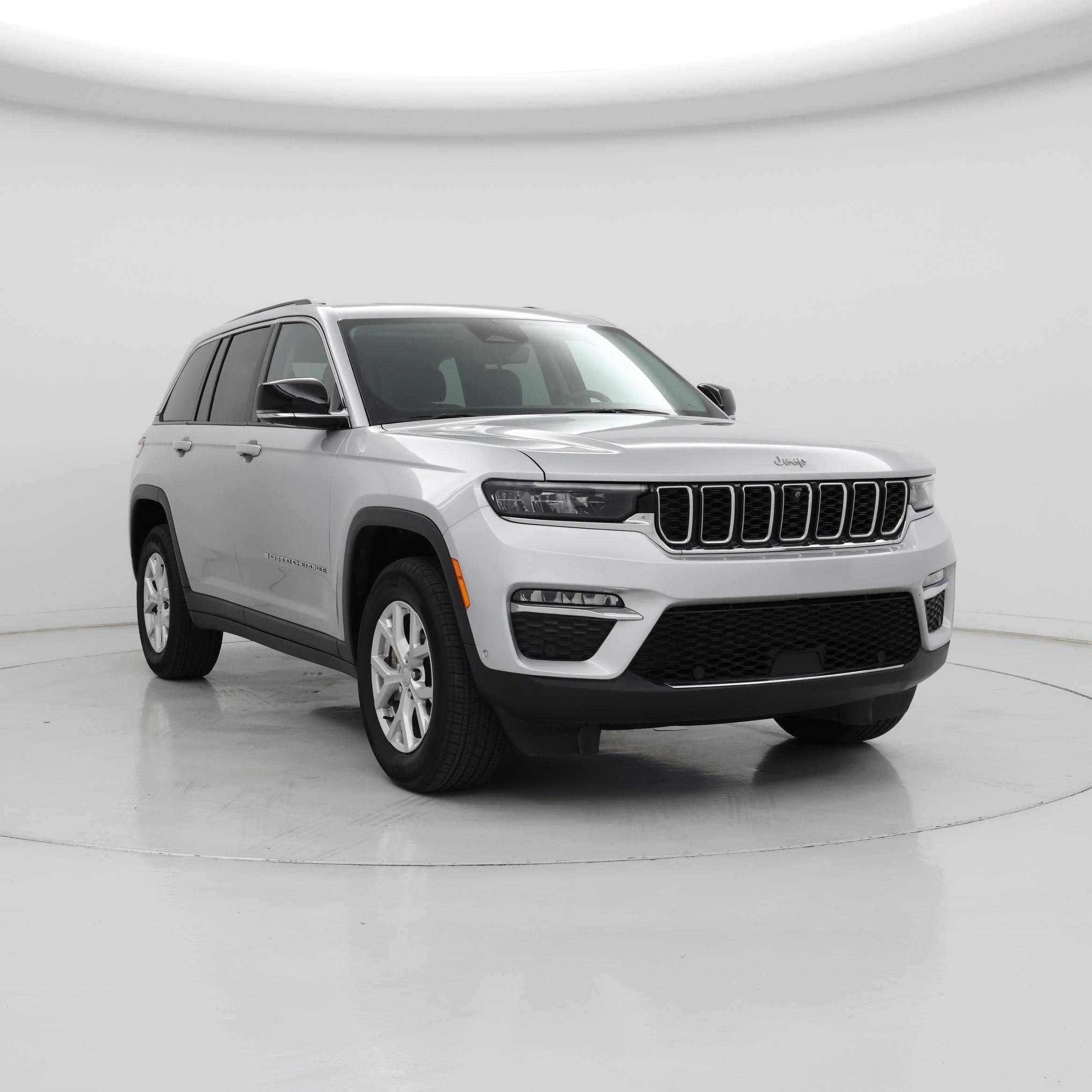 Silver 2024 Jeep Grand Cherokee SUV / Crossover Four-Wheel Drive Automatic