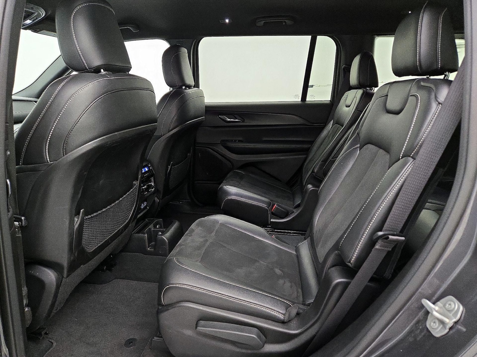 Rear Air Conditioning