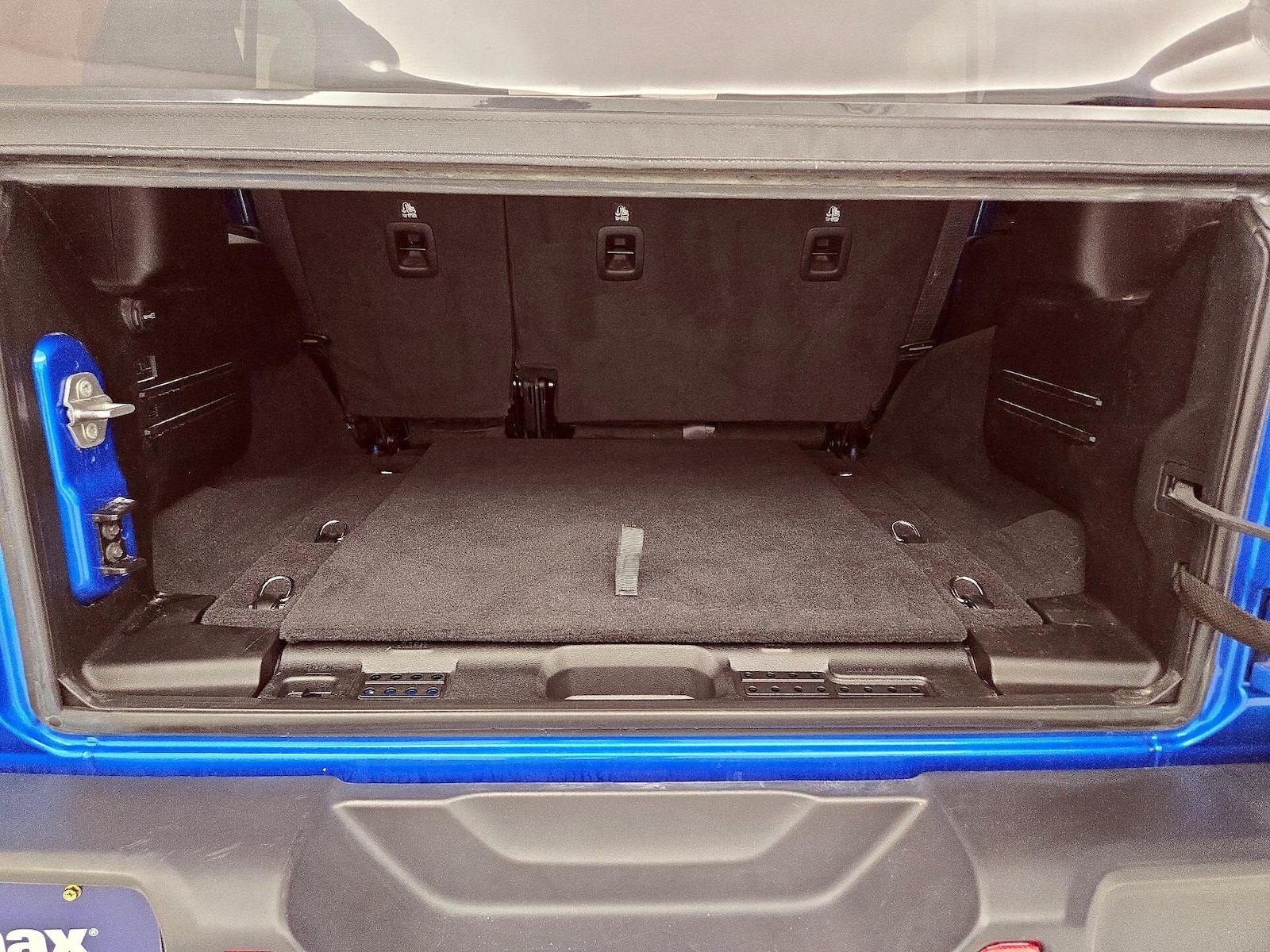 2025 Jeep Wrangler 4-Door Willys - Photo 21