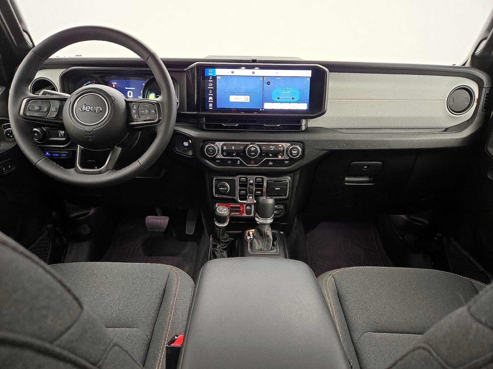 Apple CarPlay® & Android Auto™