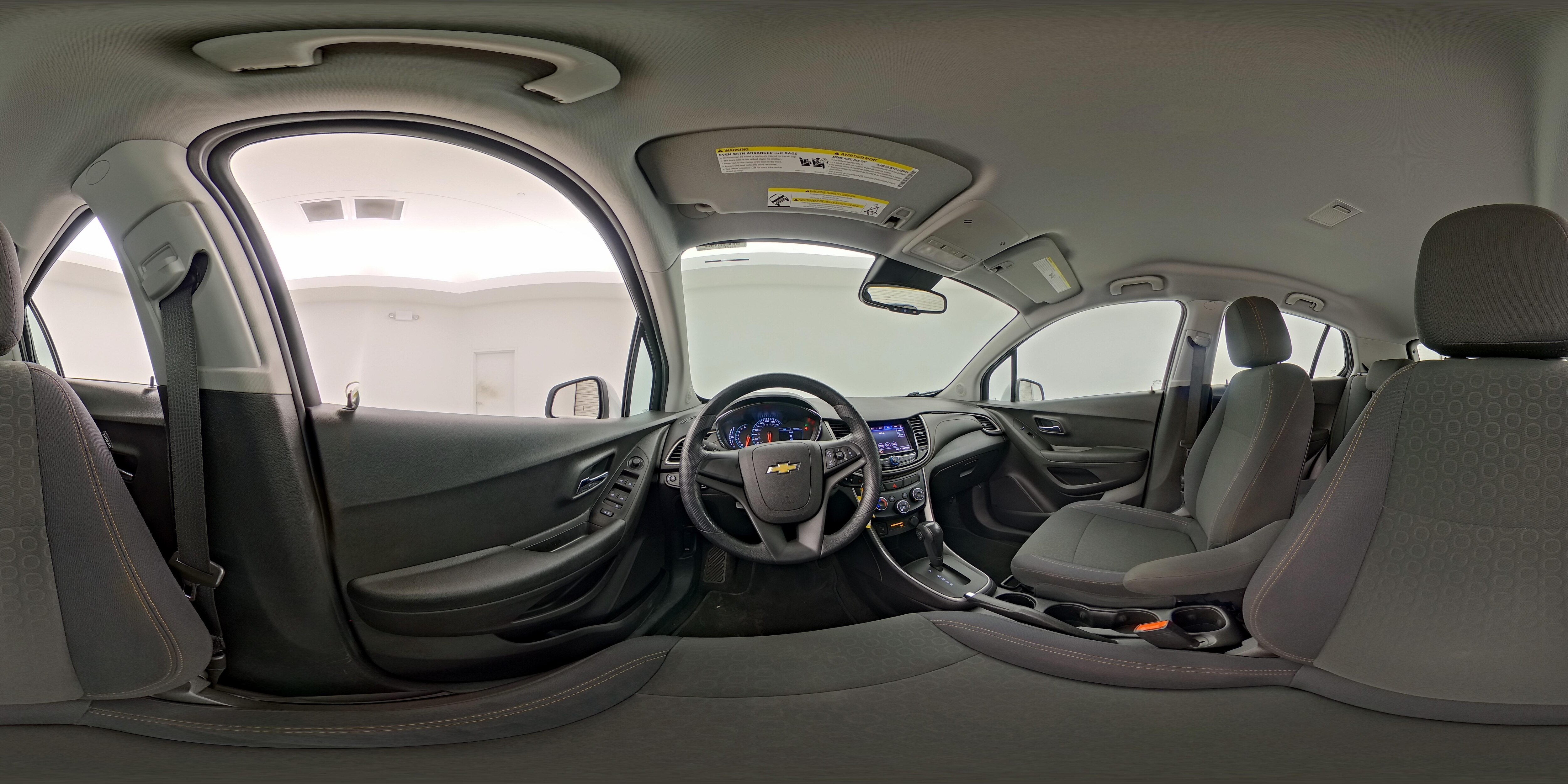 2020 Chevrolet Trax LS - Photo 25