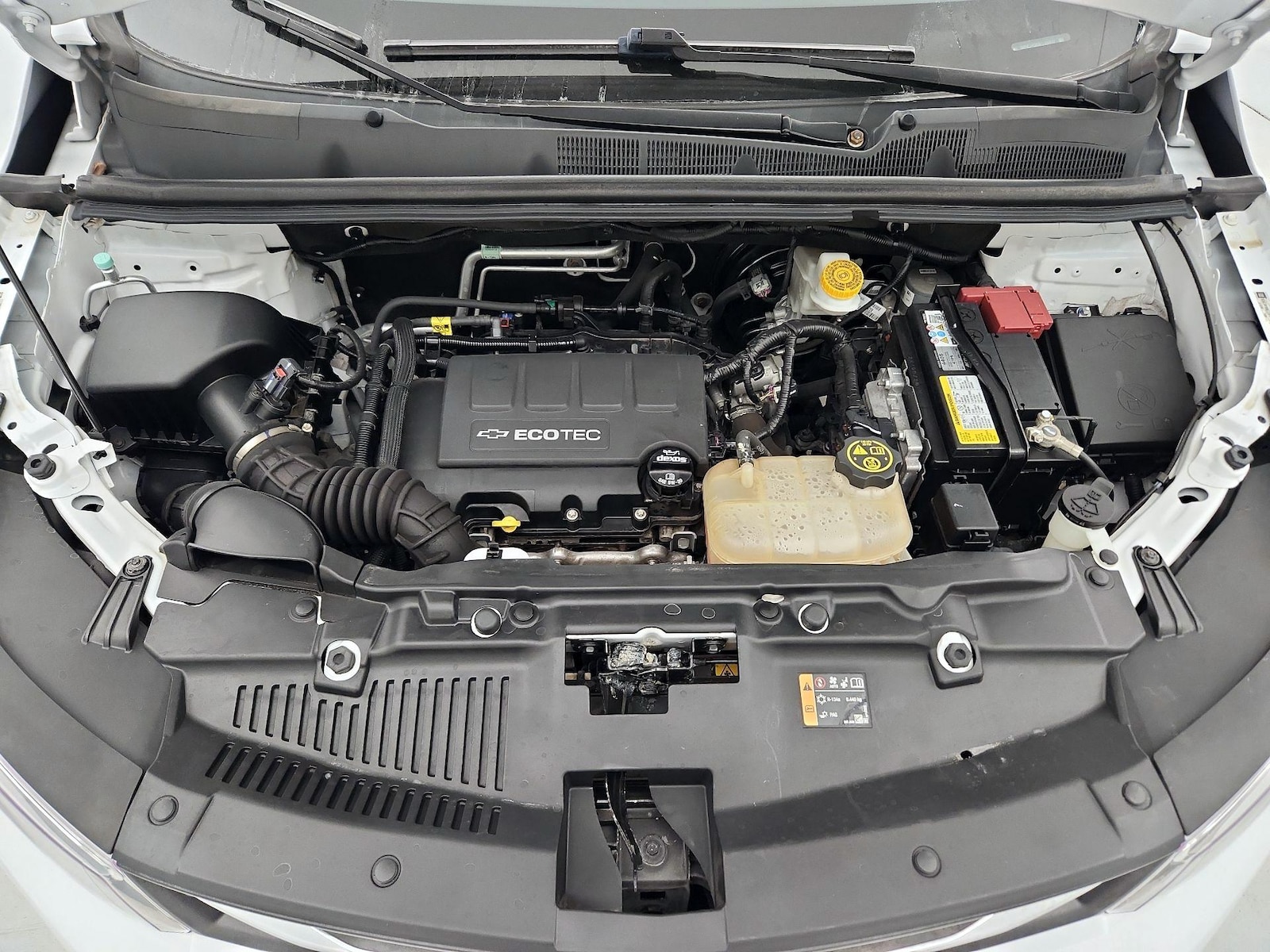 2020 Chevrolet Trax LS - Photo 21