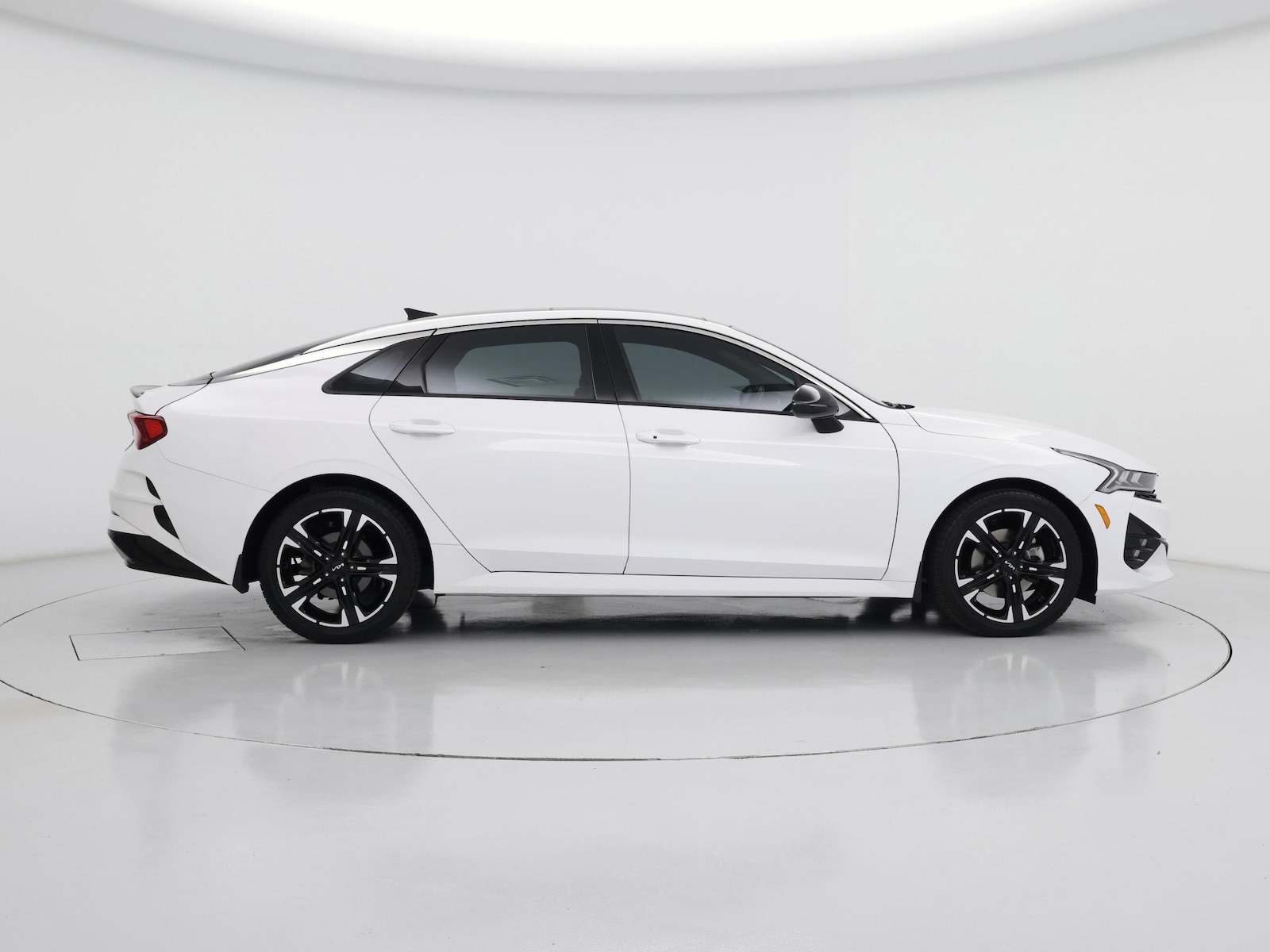 2024 Kia K5 GT-Line - Photo 8