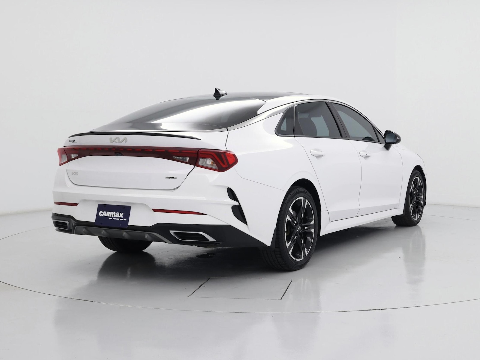 2024 Kia K5 GT-Line - Photo 9