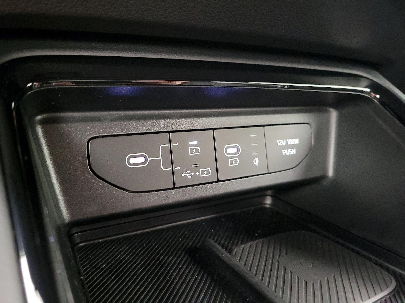 2026 Kia K5 GT-Line - Photo 11