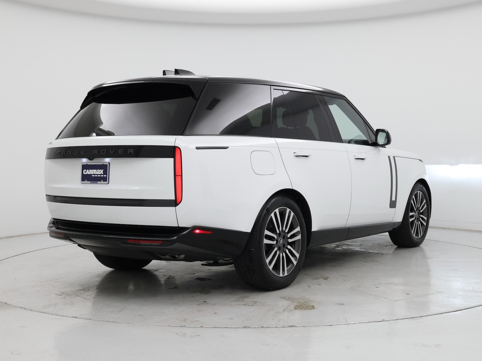 2025 Land Rover Range Rover SE - Photo 9