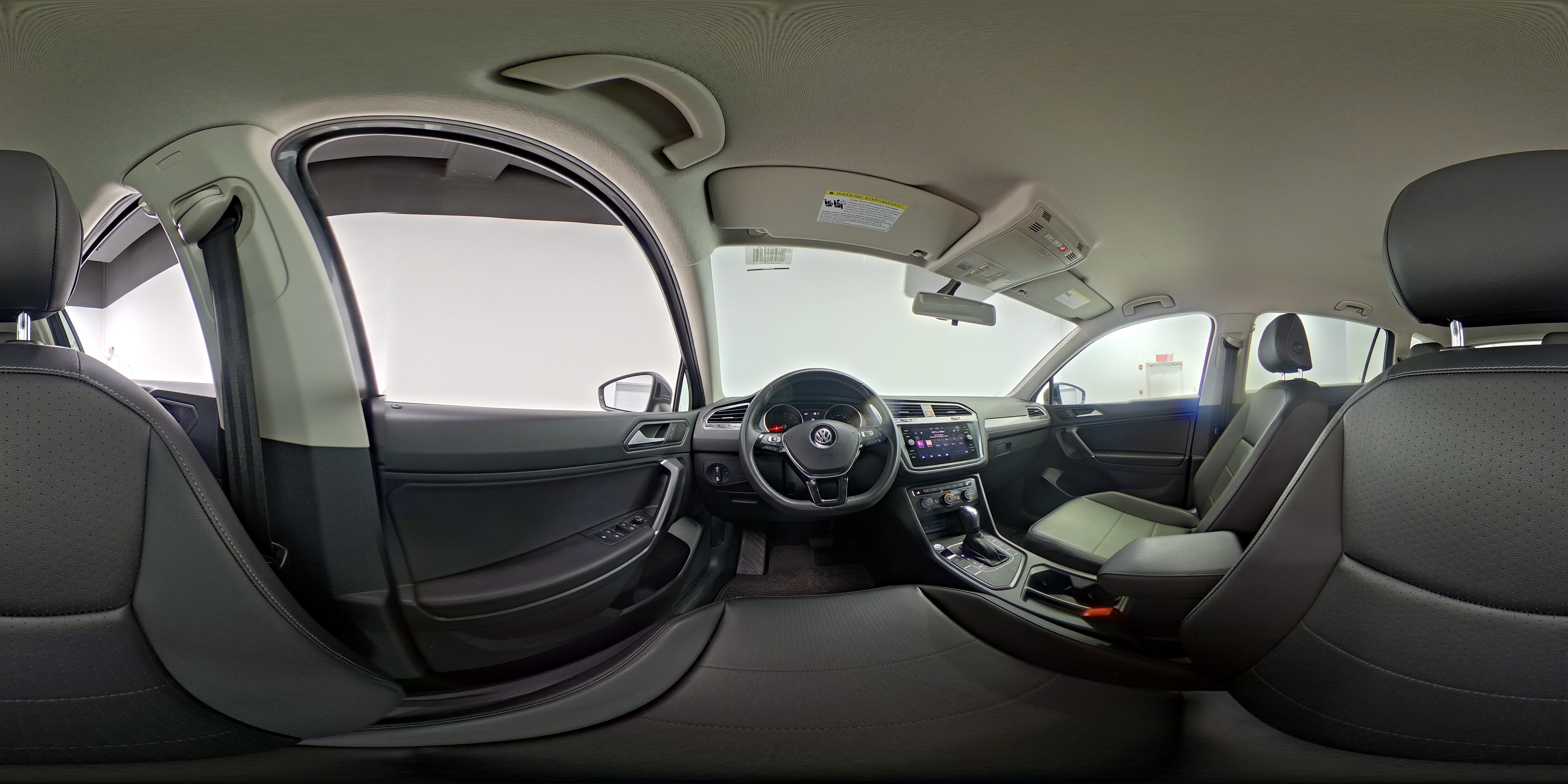 2020 Volkswagen Tiguan SE - Photo 28