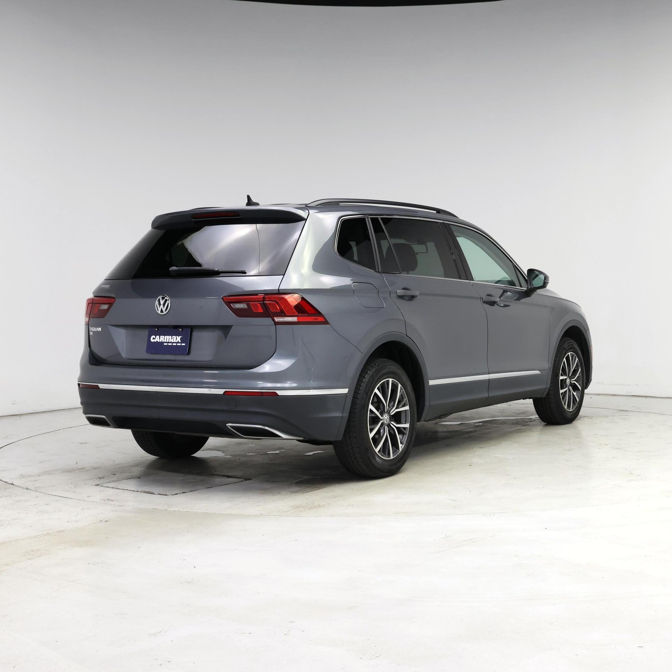 Thumbnail: 2020 Volkswagen Tiguan - 8